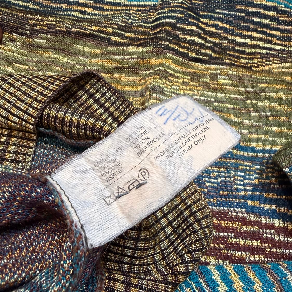 미쏘니 스트라이프 패턴 카라 니트 상품이미지5