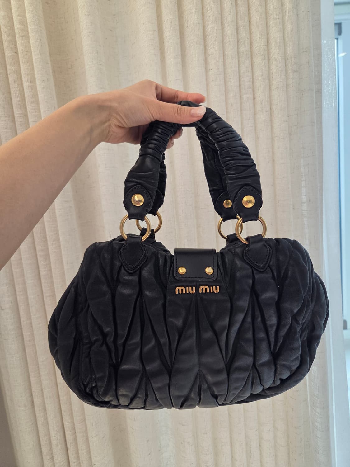 (희귀 단종템) 미우미우 마테라쎄백 아카이브 상품이미지1