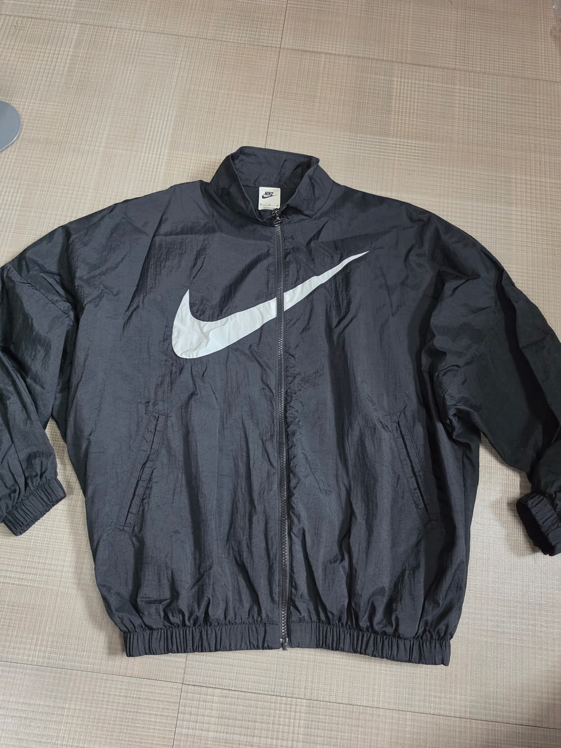 나이키 빅스우시 블랙 집업점퍼 상품이미지1