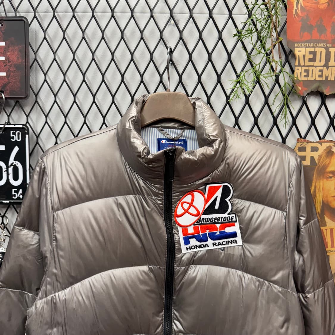 00s 챔피온 메탈릭 다운 패딩 자켓 전면 레이싱 패치 포인트 실버 상품이미지3