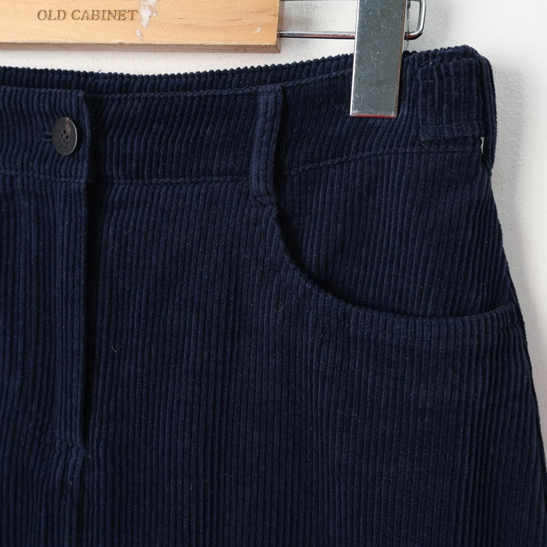 26/헤지스 코듀로이 밴딩 스커트 상품이미지3