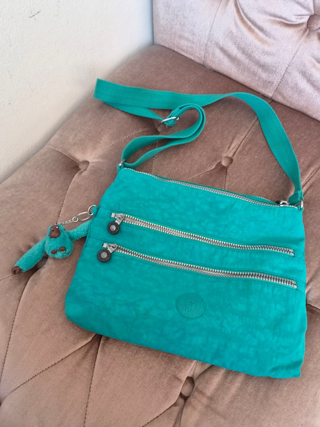 키플링 그린 알바크로스백 상품이미지1