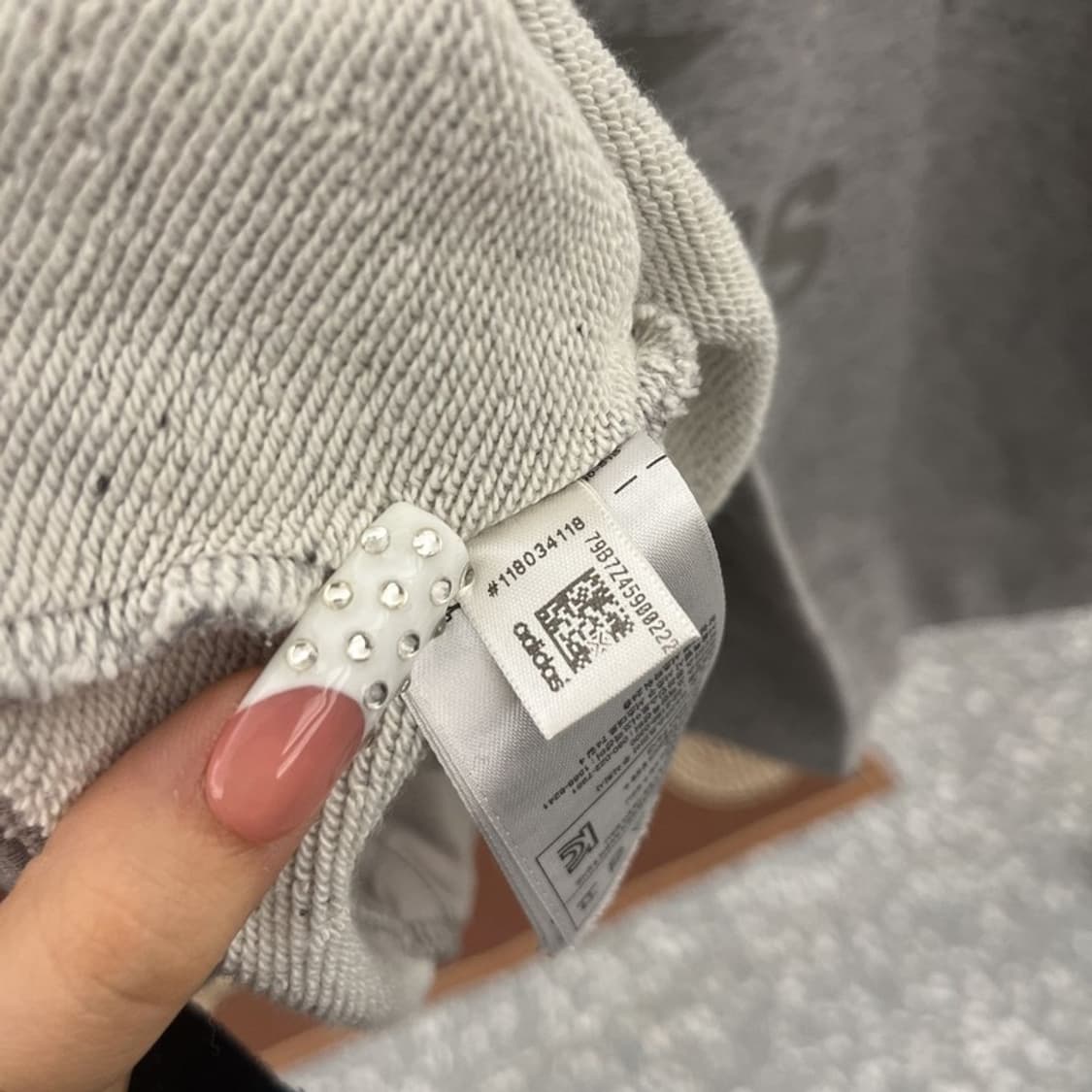 아디다스 빈티지 레트로 00s 아방핏 세미크롭 후드집업 95 C10148 상품이미지7