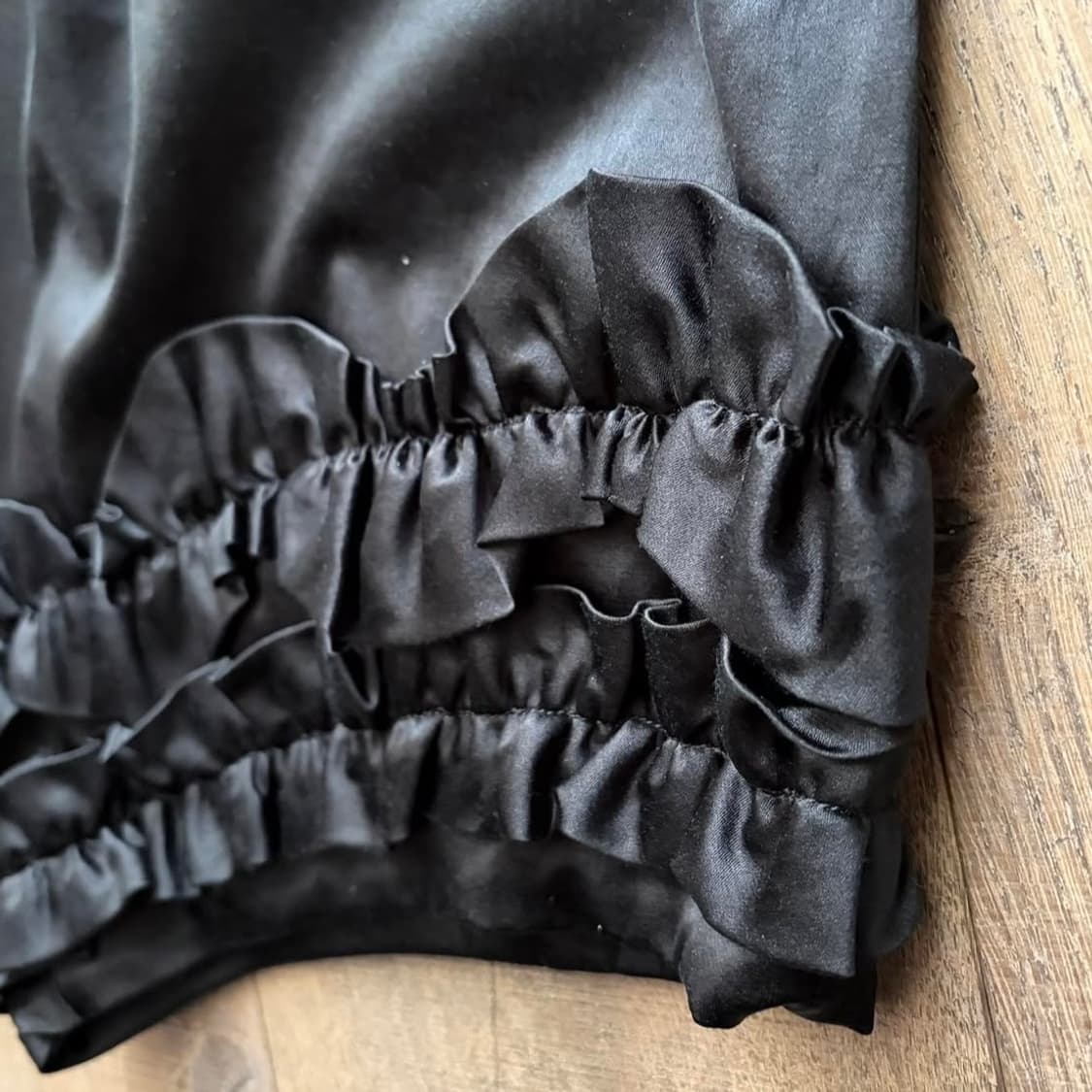 Frill Satin Saruel Pants 상품이미지3