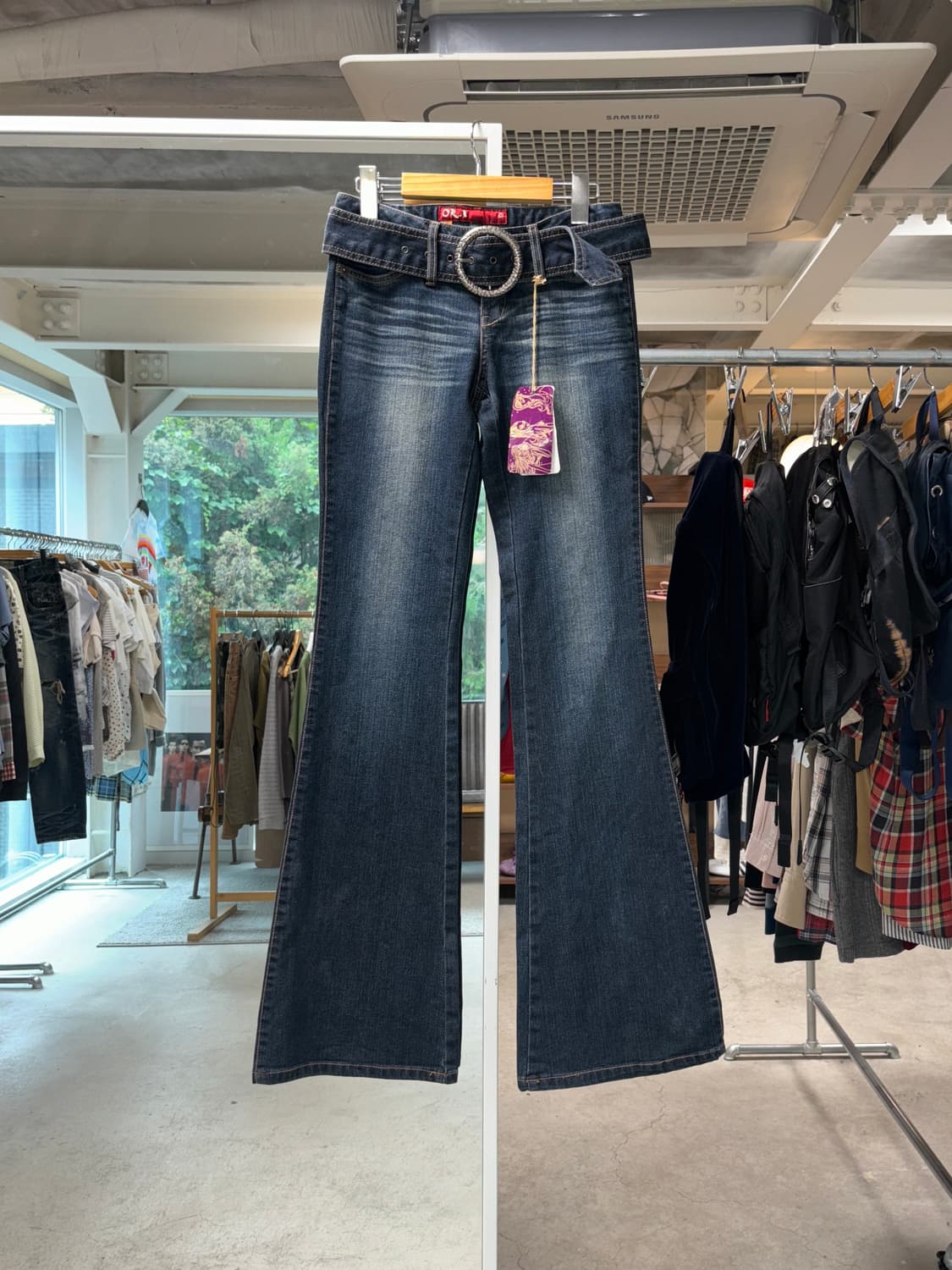 빈티지 벨티드 플레어진 상품이미지1