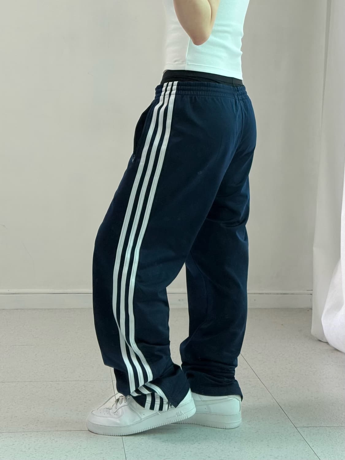 아디다스 구파이어버드 네이비 트랙팬츠 상품이미지3