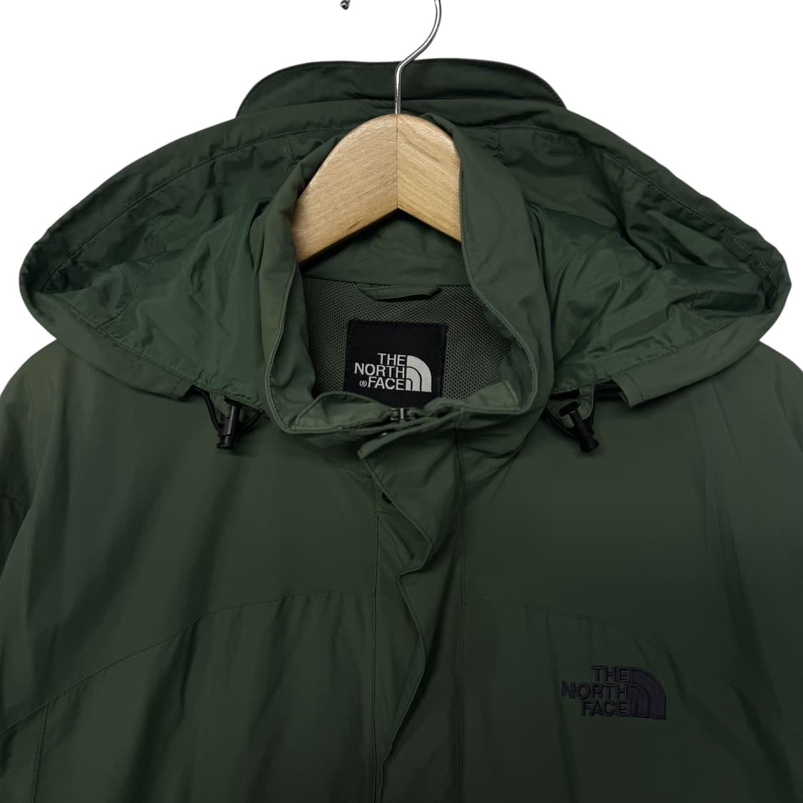노스페이스 로고 바람막이 자켓 상품이미지2