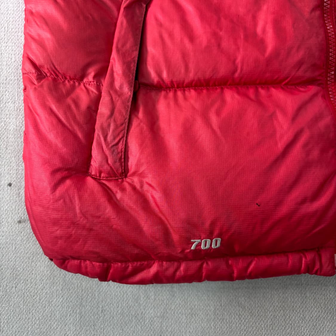 100 노스페이스 700 눕시 조끼 패딩 상품이미지5