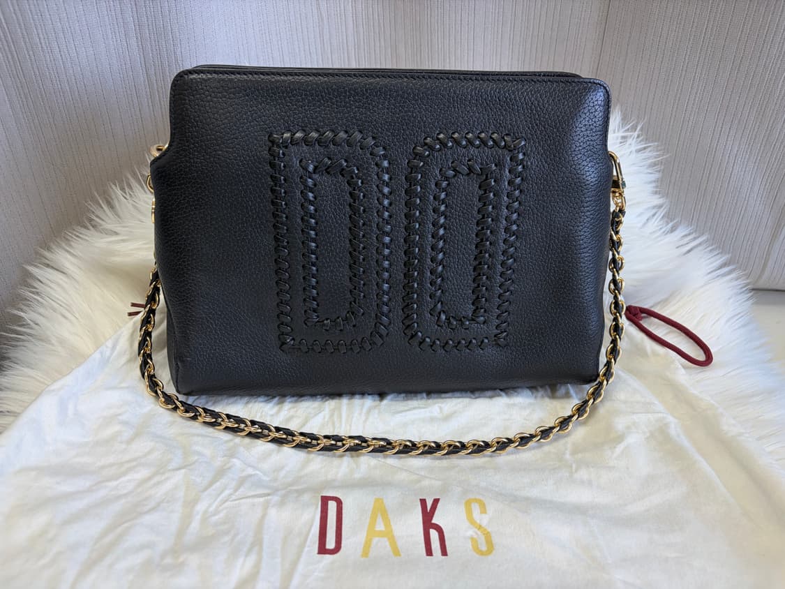 닥스 블랙 DD로고 가죽 체인 크로스백#신품급 상품이미지1