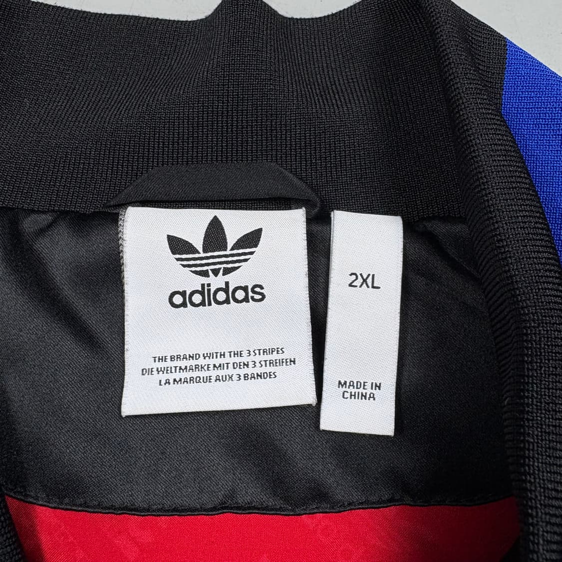 아디다스 x Run Dmc 블루컬러 셔닐 바시티 자켓 상품이미지5