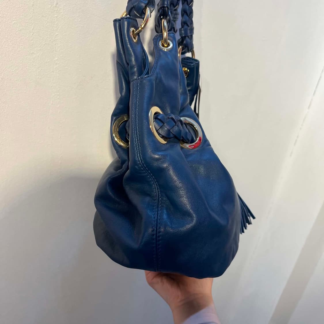 MICHAEL KORS 블루 태슬 가방 상품이미지4