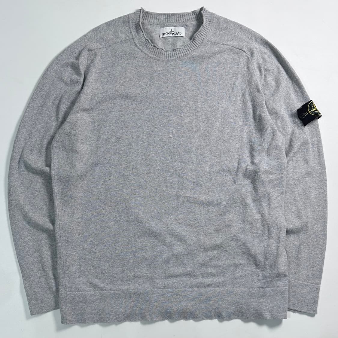 스톤아일랜드 그레이 크루넥 니트  상품이미지1