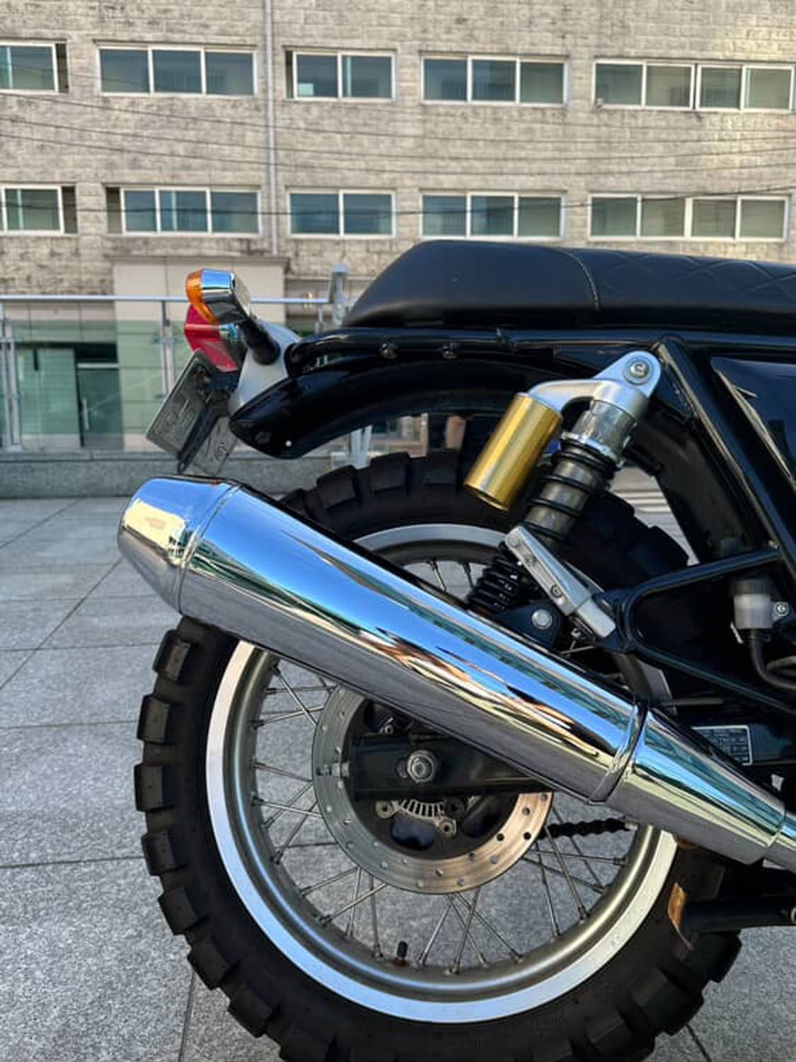21년식 로얄엔필드 인터셉터 650 16,xxx km 팝니다 상품이미지8
