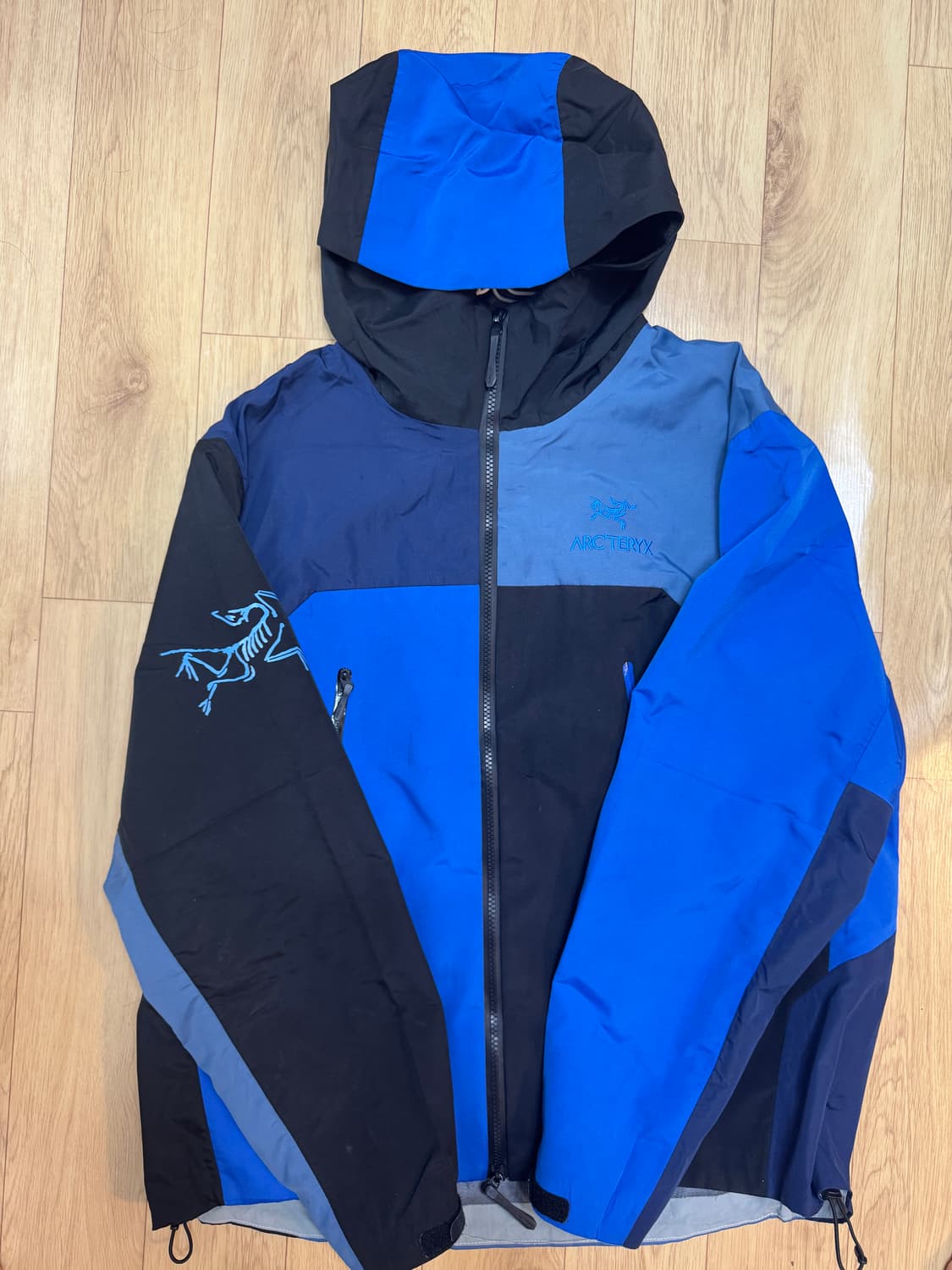 아크테릭스 바람막이 (100사이즈) 상품이미지1