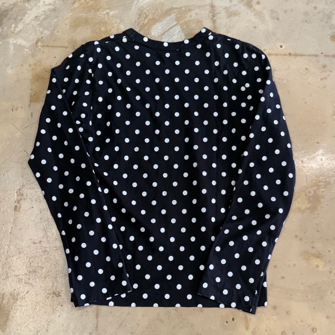 M 꼼데가르송 레드하트와펜 여성용 도트 블랙 롱슬리브 상품이미지3