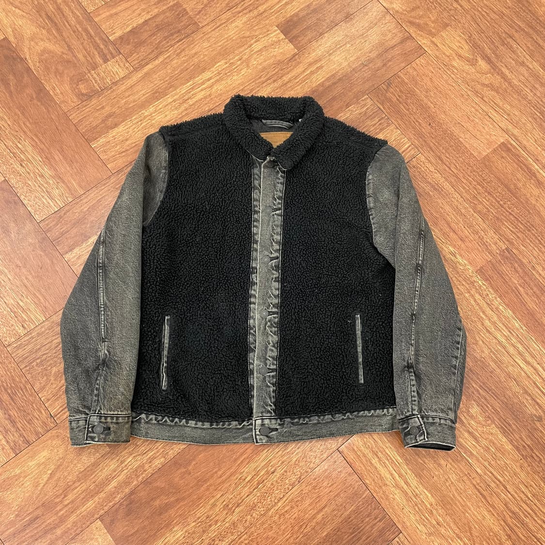 리바이스 프리미엄 그리즐리 쉐르파 자켓 상품이미지1