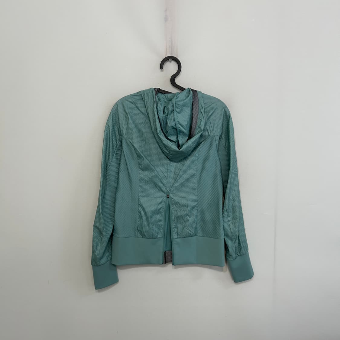 아디다스 여성 런닝 바람막이 85 상품이미지4