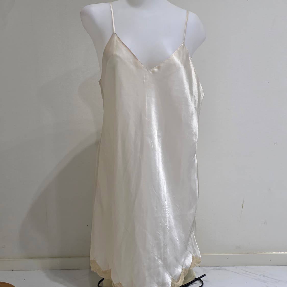 캘빈클라인 고전빈티지)샴페인 크림 베이지 레이스 새틴 로맨틱 슬립원피스 상품이미지2