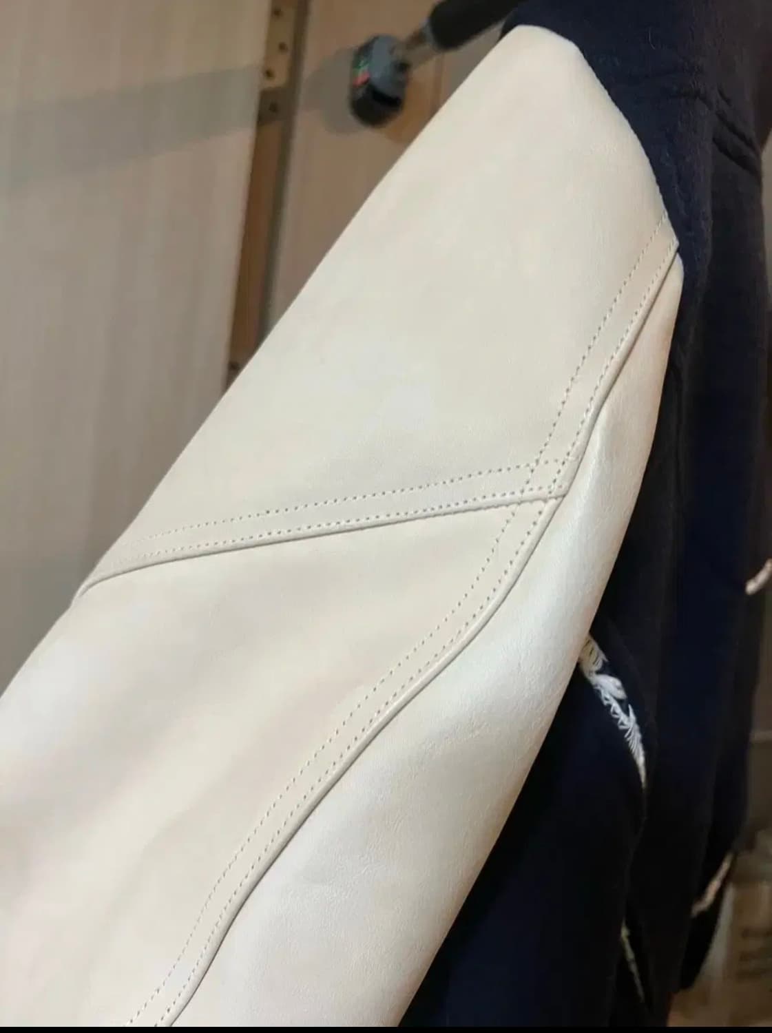 엑슬림 ep6 바시티 네이비 색상 S사이즈 XS사이즈 교환하실분.. 상품이미지4