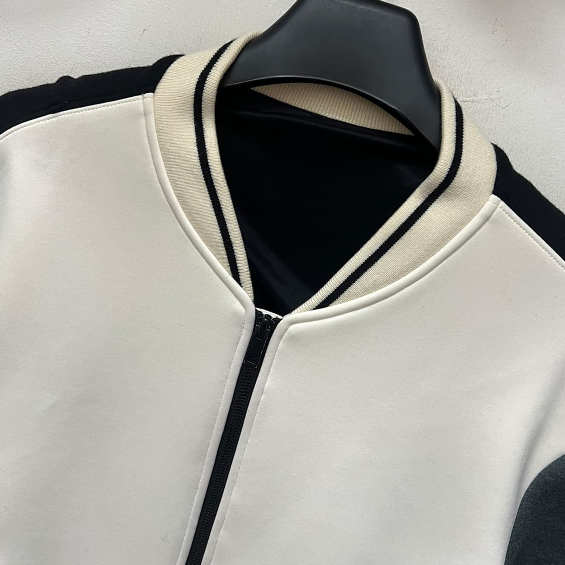 솔리드옴므 네오프렌 블루종 자켓 105 상품이미지3