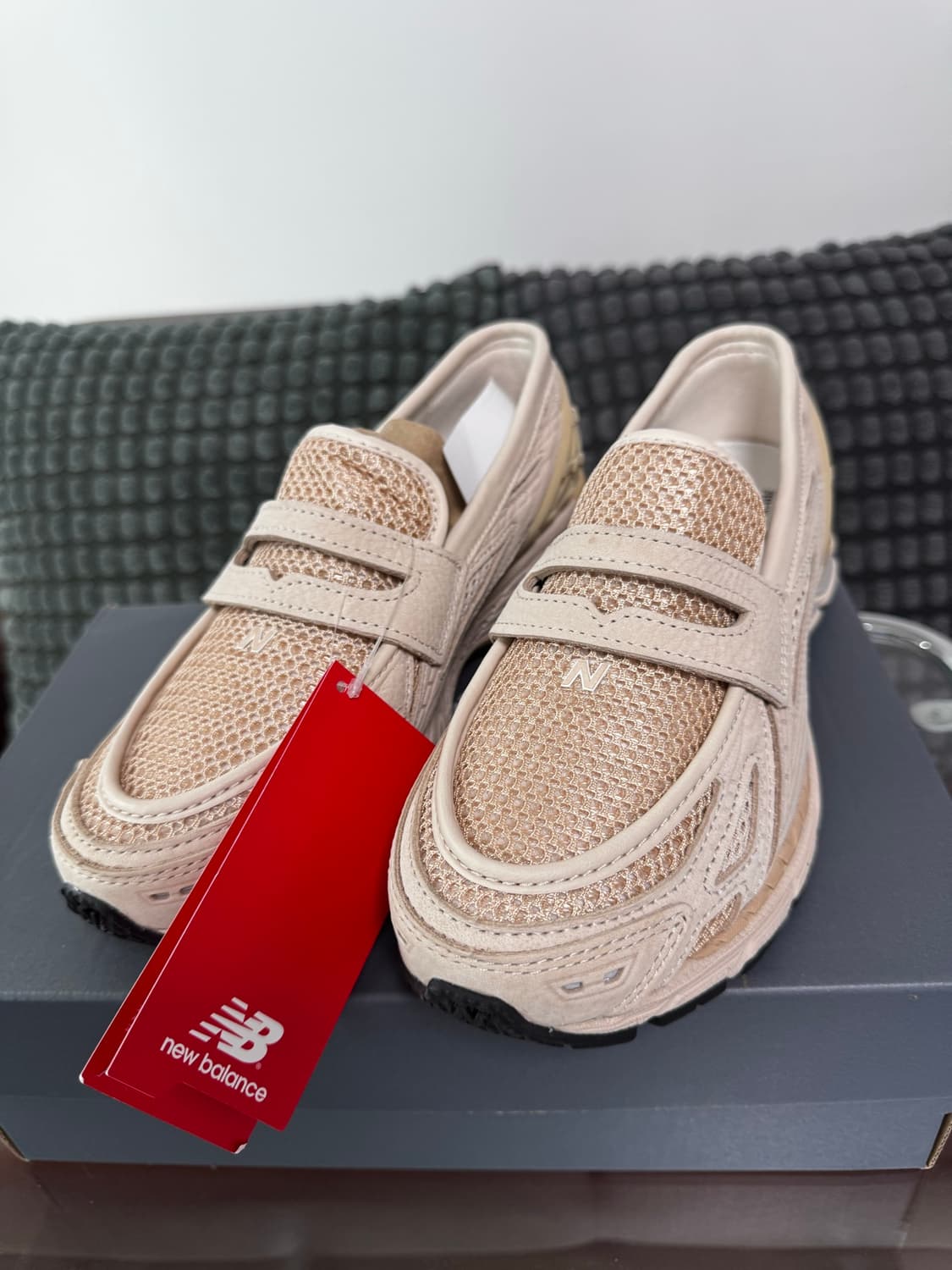 뉴발란스 스니커즈 1906L (U1906LNU) 상품이미지1