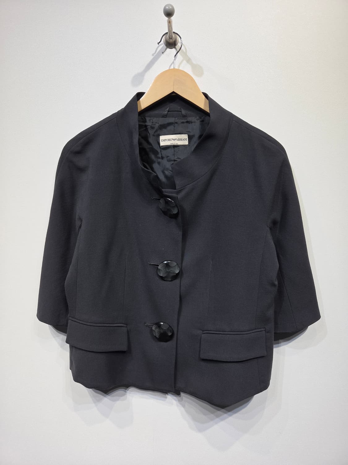 엠포리오 아르마니 울 스판 하프소매 자켓 상품이미지2