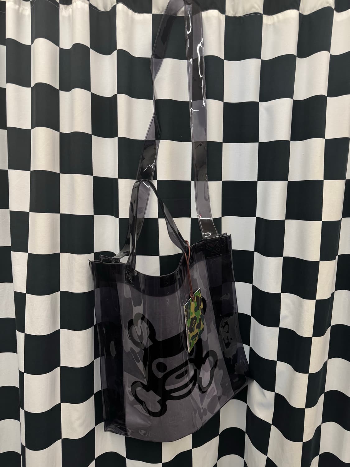 베이프 베이비마일로 pvc 크로스 쇼퍼백 새상품 처분  상품이미지3