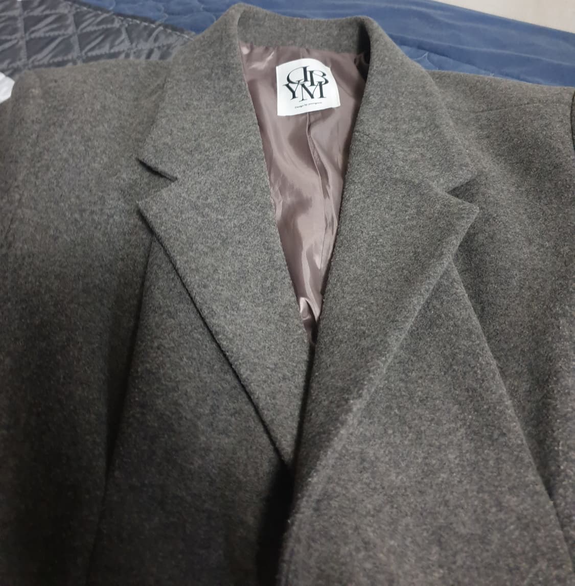 디자인바이영민 클래식 울혼방 안감실크 맥시 롱코트 오트밀 (F) 상품이미지2