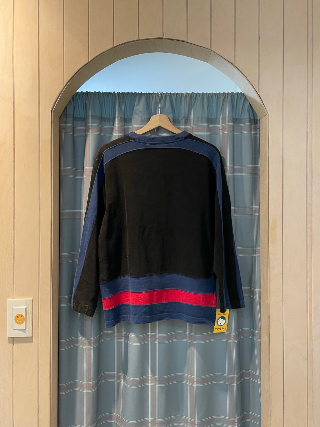 90s 빈티지 DKNY 스웨트셔츠 상품이미지4