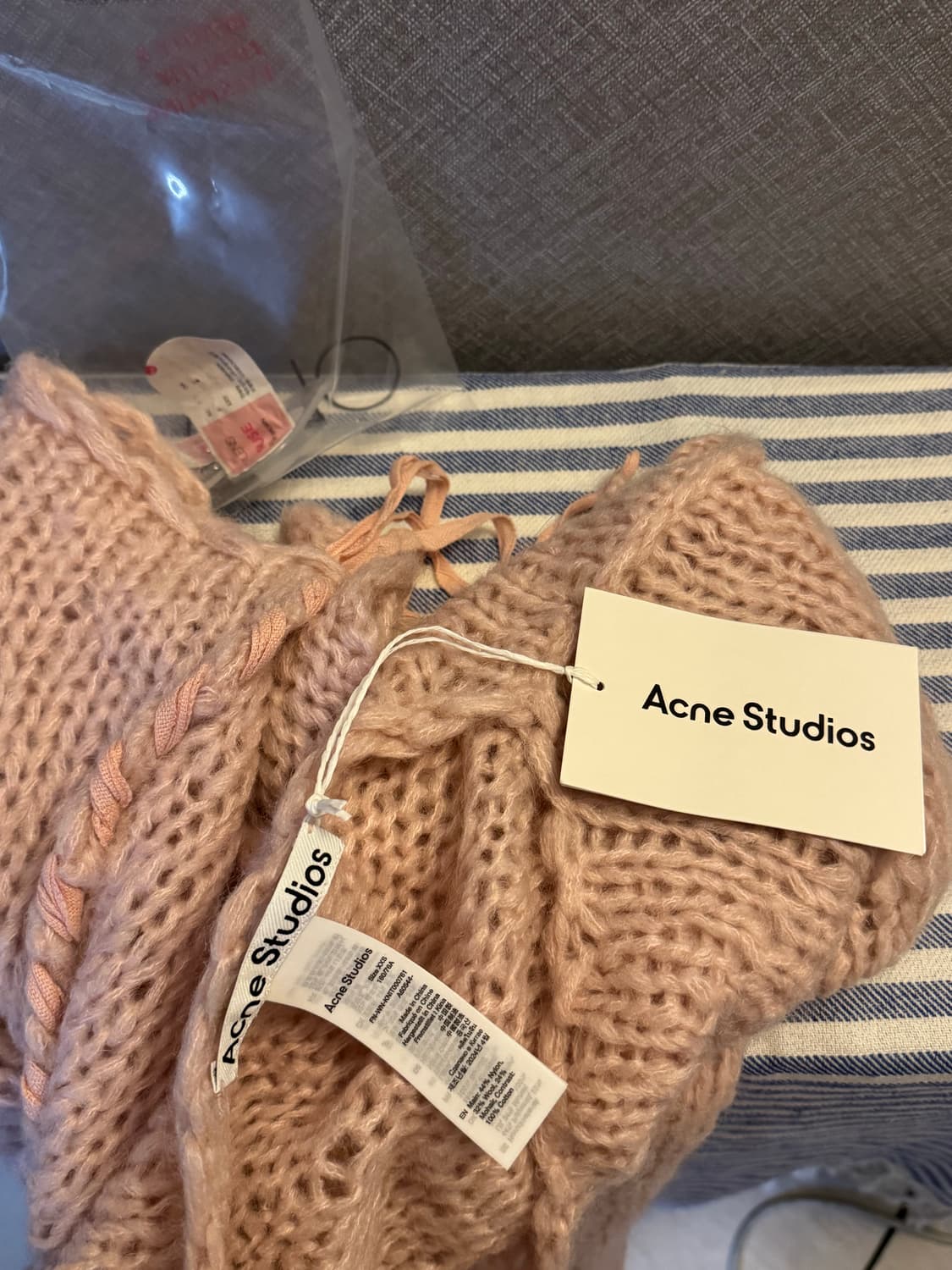 아크네 레이싱 니트 점퍼 상품이미지3