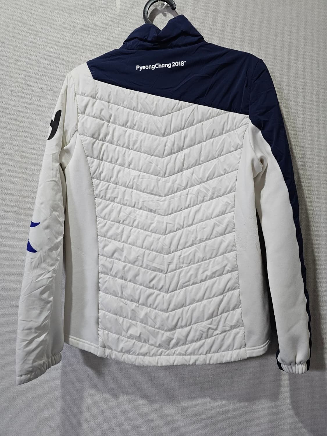 노스페이스 평창올림픽 팀코리아 경량패딩 90 / S 상품이미지3