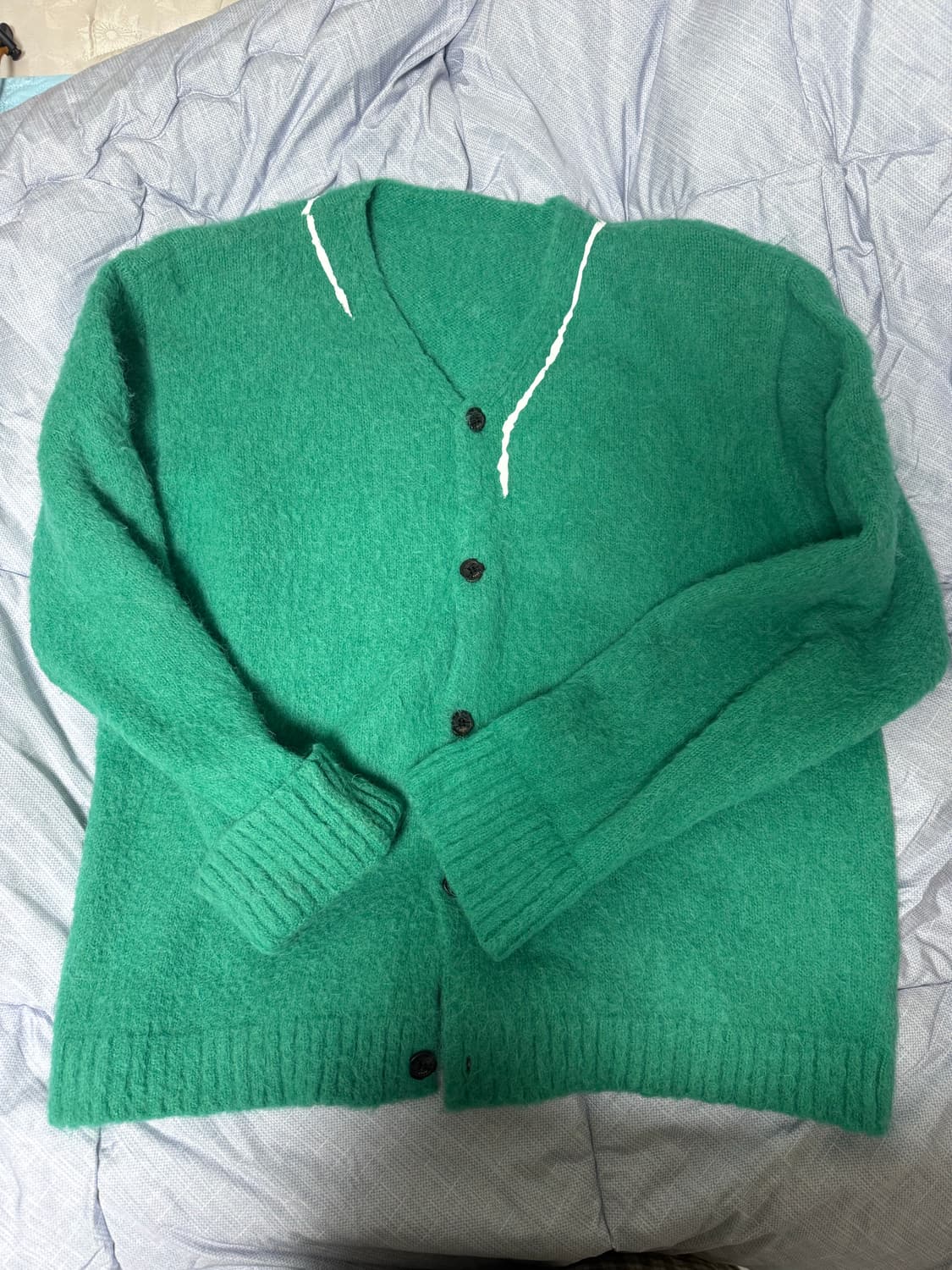 아더에러 21fw 리빙턴 가디건 상품이미지1