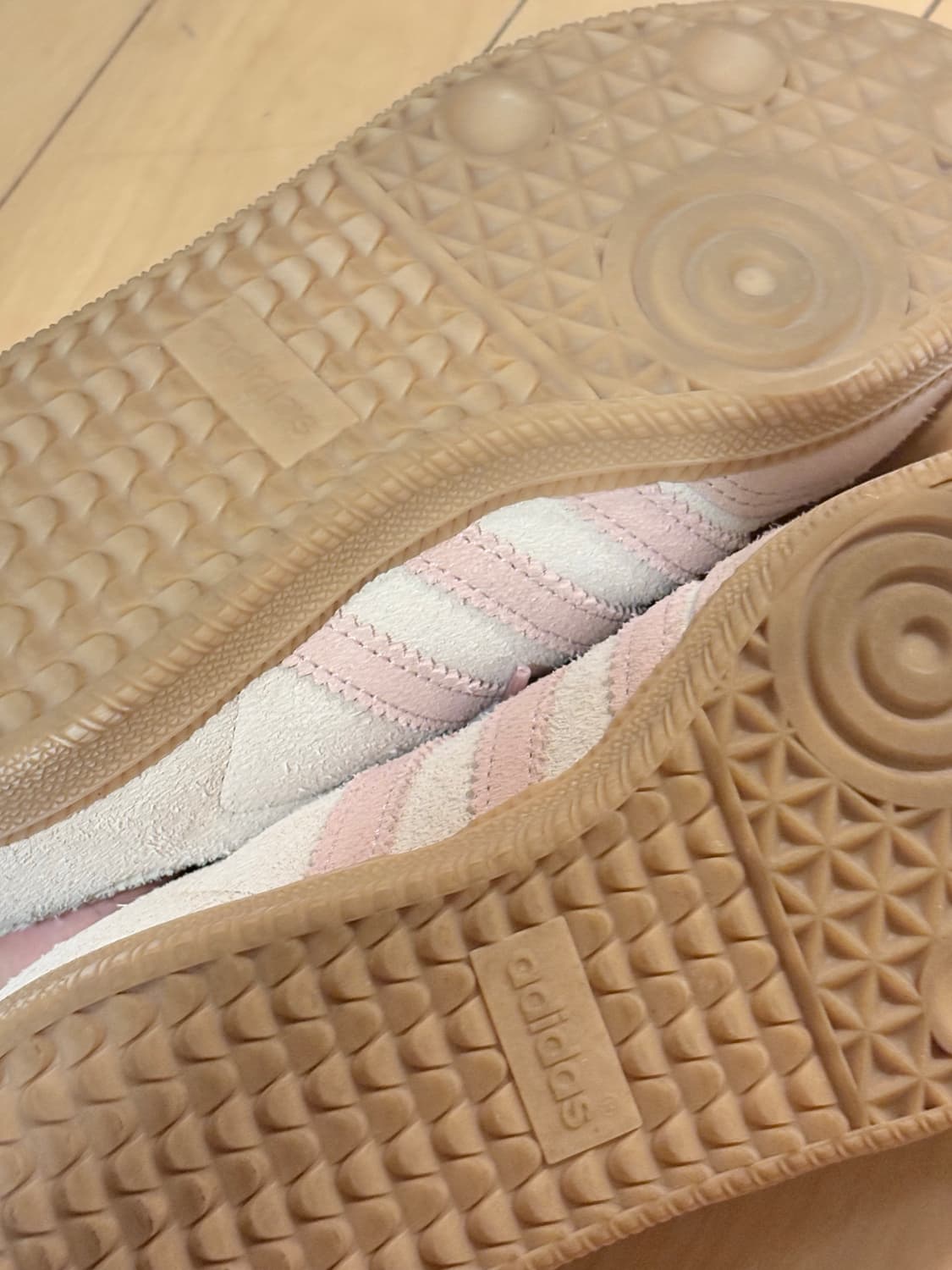 아디다스 삼바 핑크 스웨이드 스니커즈 상품이미지3