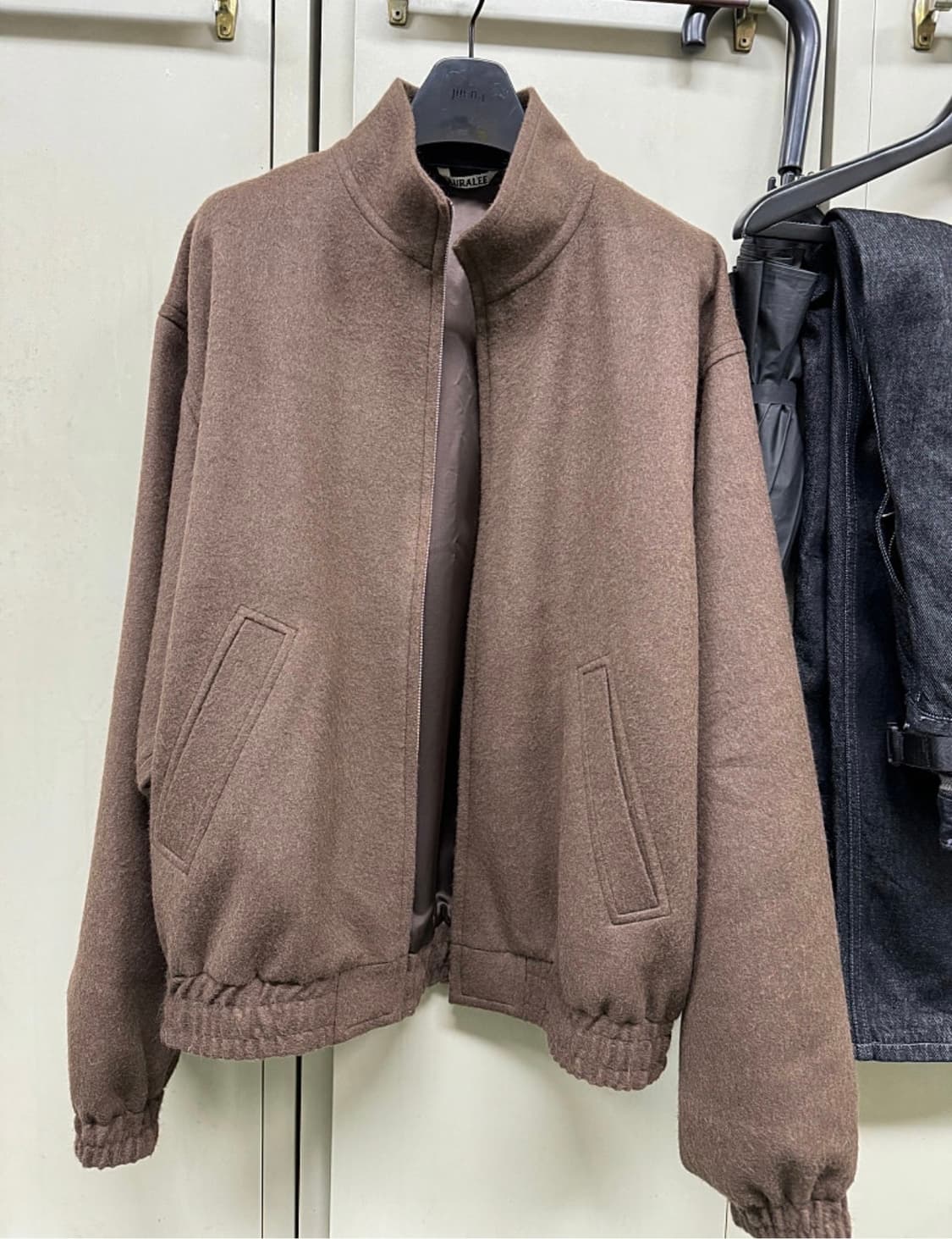 오라리 23fw 낙타 블루종 상품이미지1