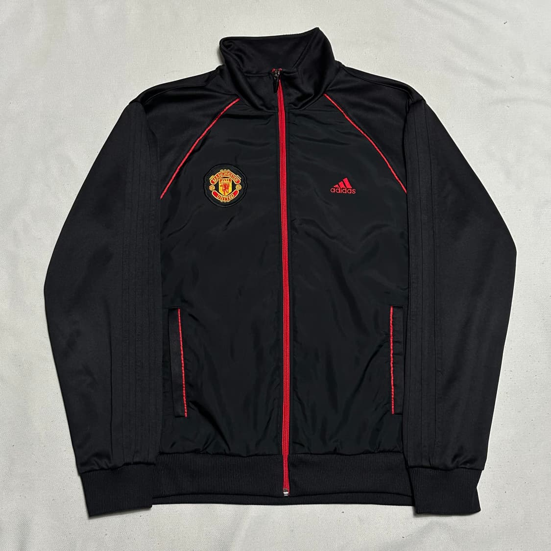 100 아디다스 맨유 블랙 트랙탑 져지 상품이미지2