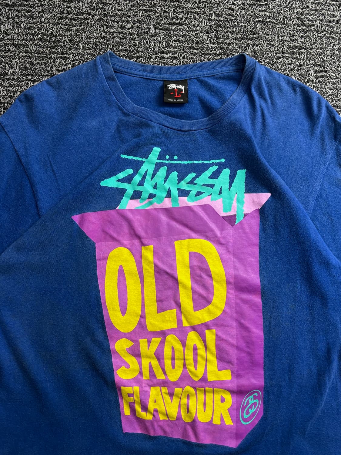 스투시 올드스쿨 플레이버 빅 그래픽 반팔티 3534 상품이미지1