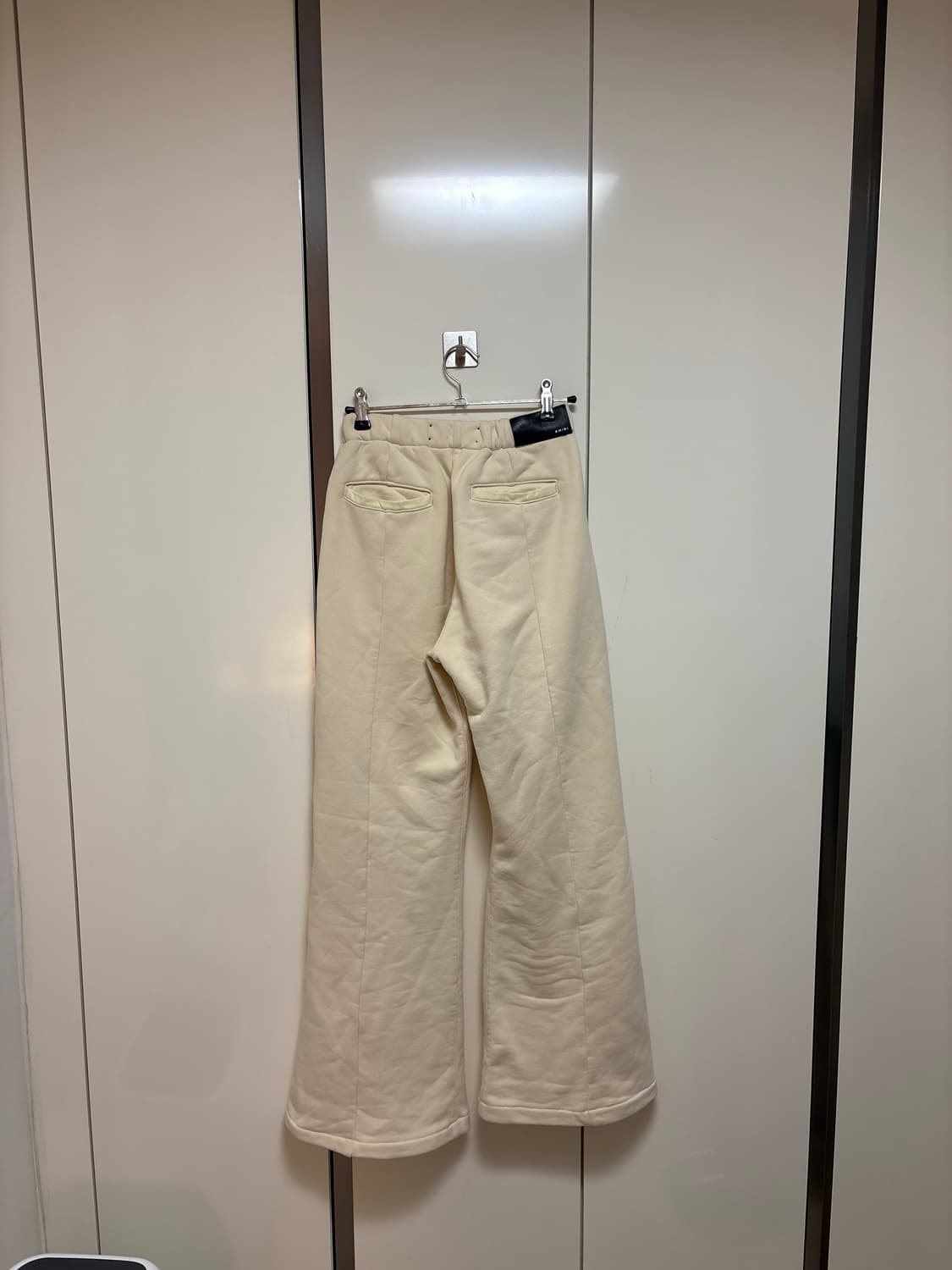 아미리 amiri 오프화이트 부츠컷 플레어 스웻팬츠 상품이미지5