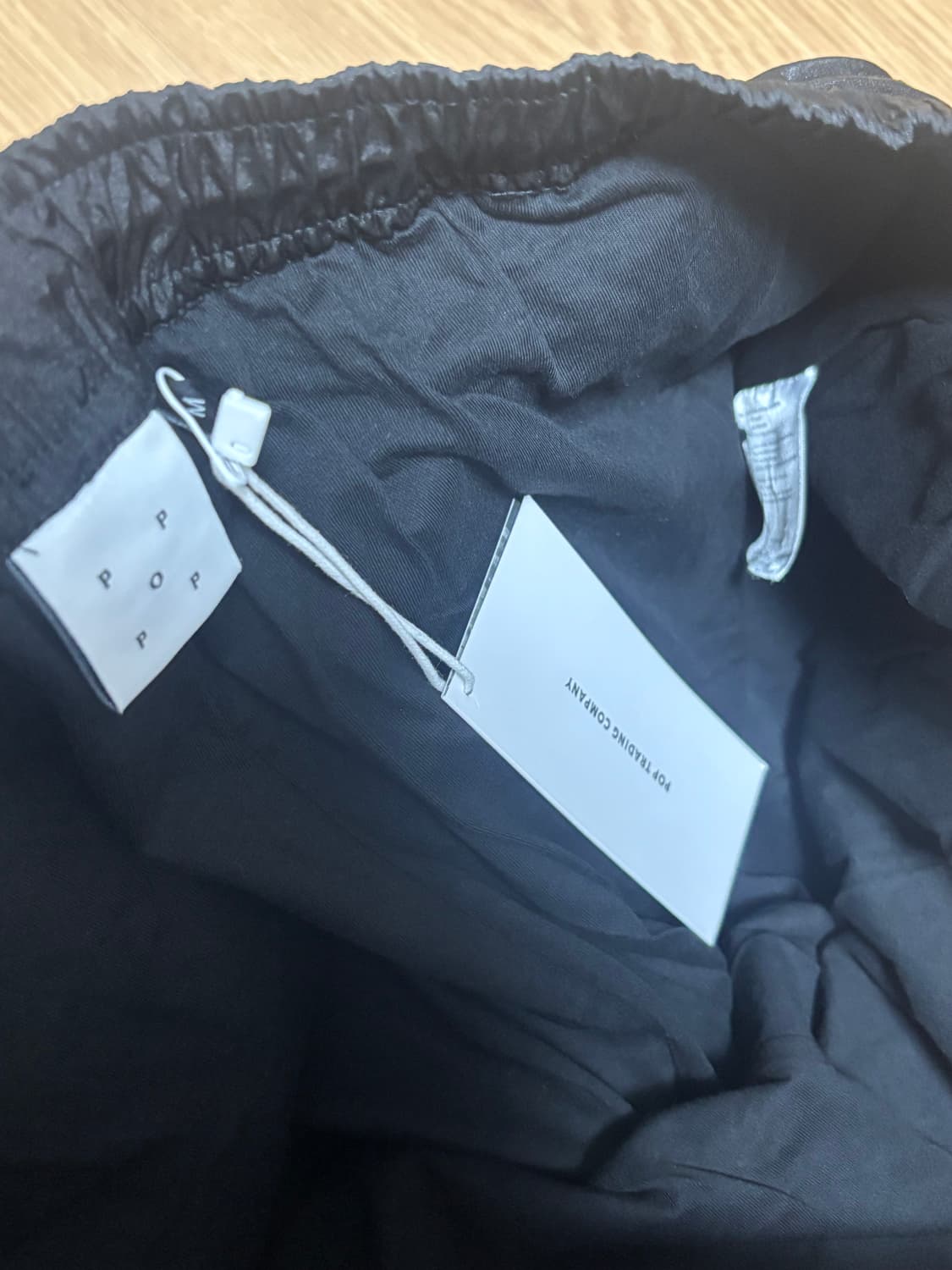 [새상품] 팝 트레이딩 컴퍼니 나일론 팬츠 블랙  상품이미지8