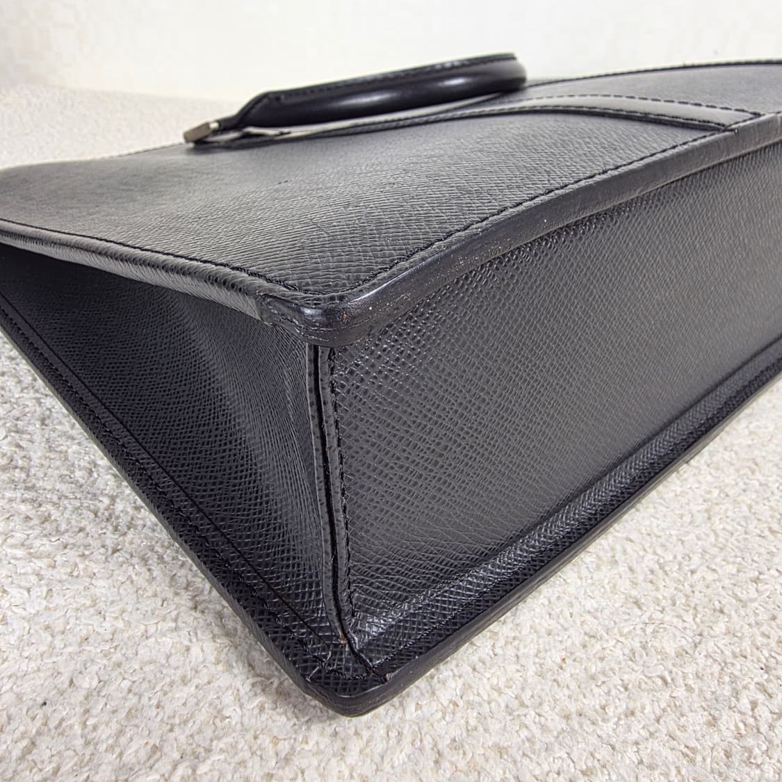 루이비통 서류가방 타이가 로잔 상품이미지5