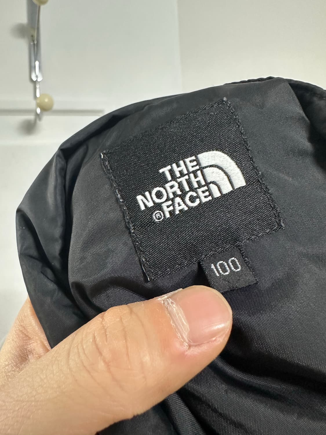 노스페이스 경량패딩 상품이미지3