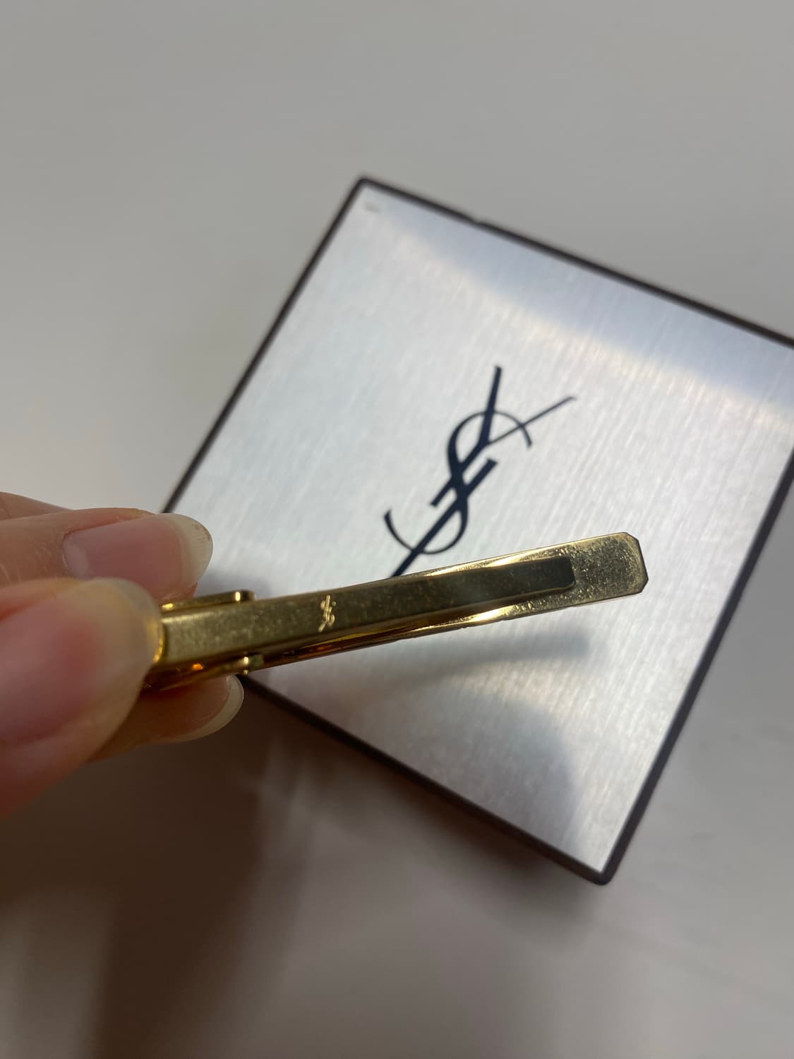 정품 입생로랑 골드 넥타이핀 상품이미지7