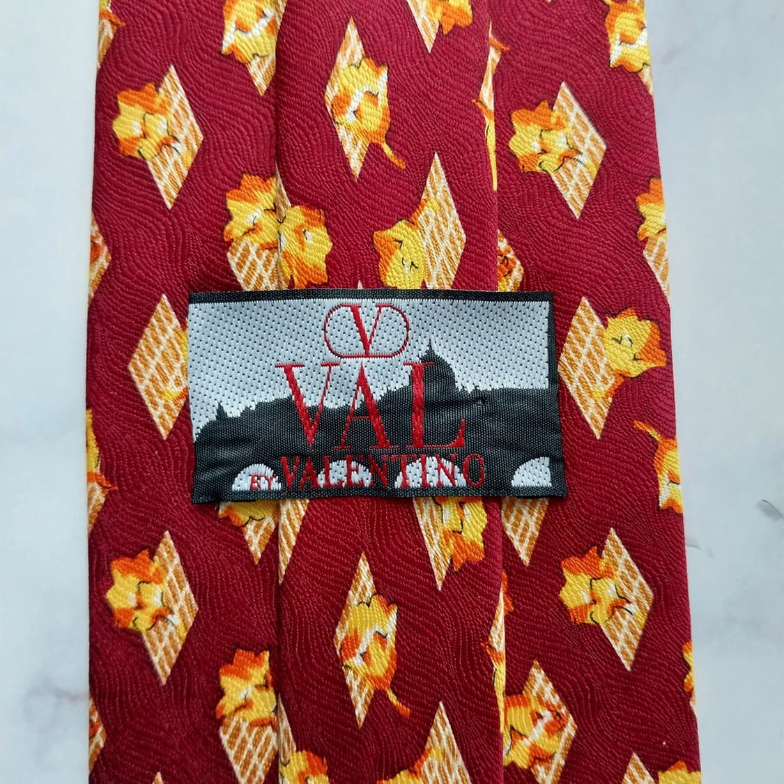 발렌티노 실크 와인 플라워 자카드 넥타이 9.9cm A+등급 K1482
 상품이미지10