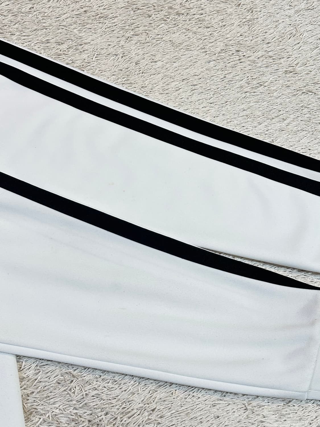 아디다스 ADIDAS 삼각로고 트랙탑 져지 화이트 상품이미지4