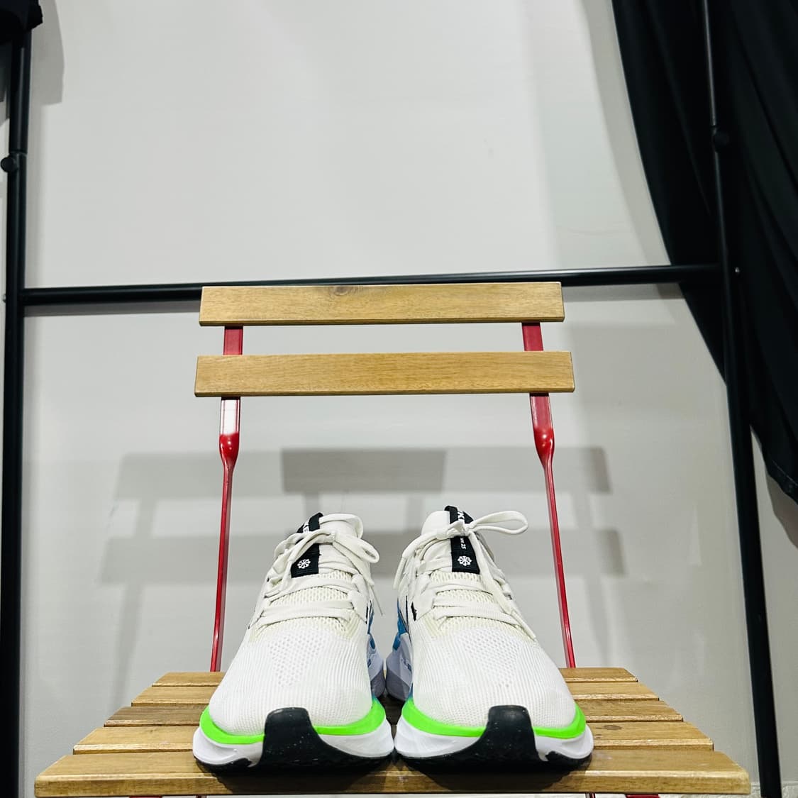 260) 나이키 운동화 남성 남자 런닝화 에어줌 스트럭처 상품이미지2