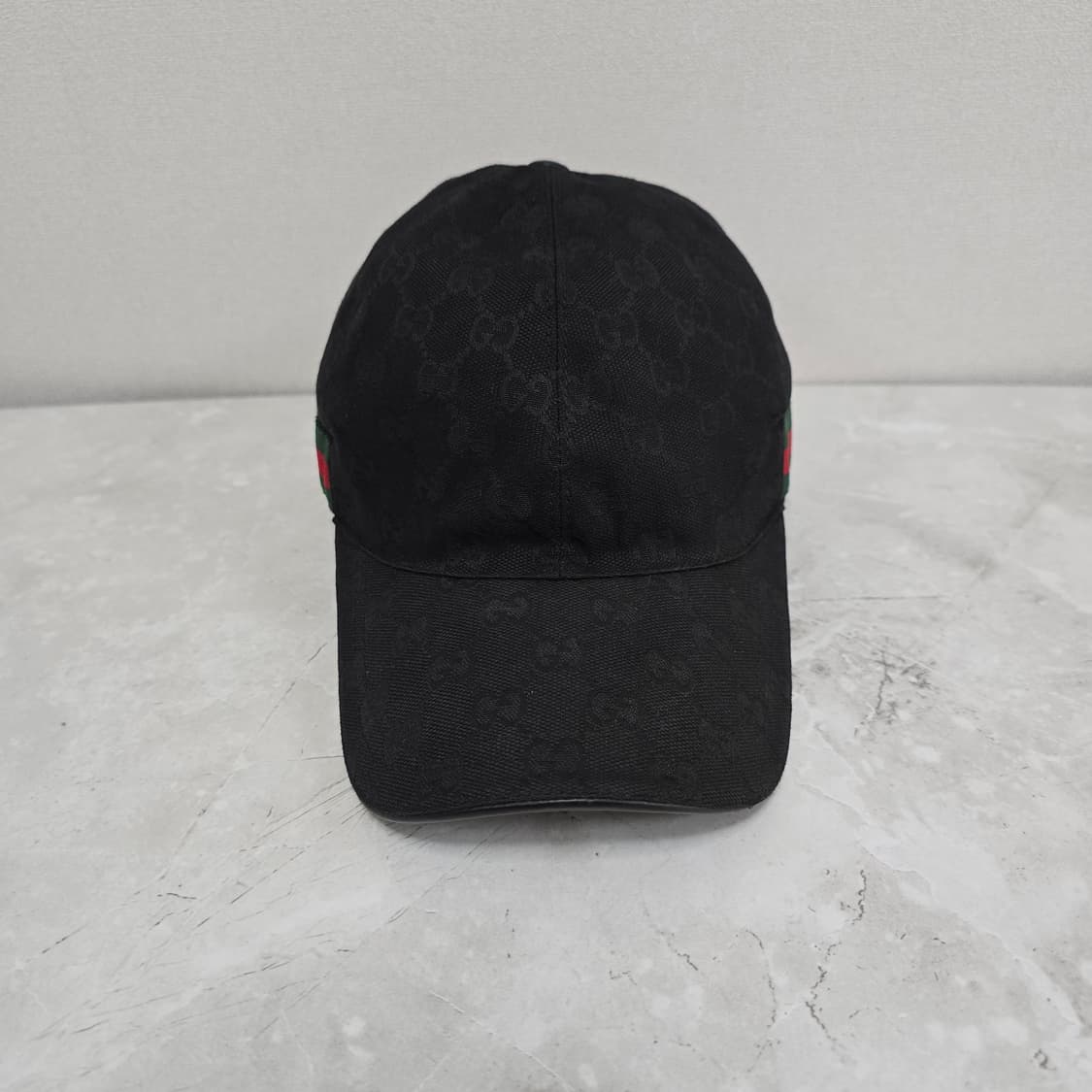 구찌 볼캡 모자 블랙 L사이즈 판매 상품이미지3