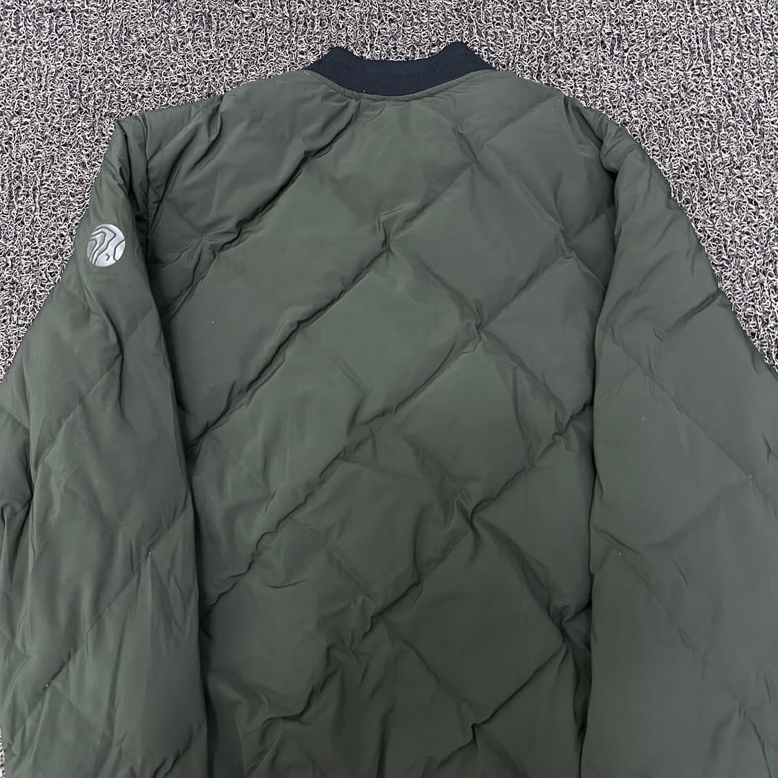 디스커버리 퀄팅 구스다운 패딩 점퍼 자켓 카키 95(M) 상품이미지6