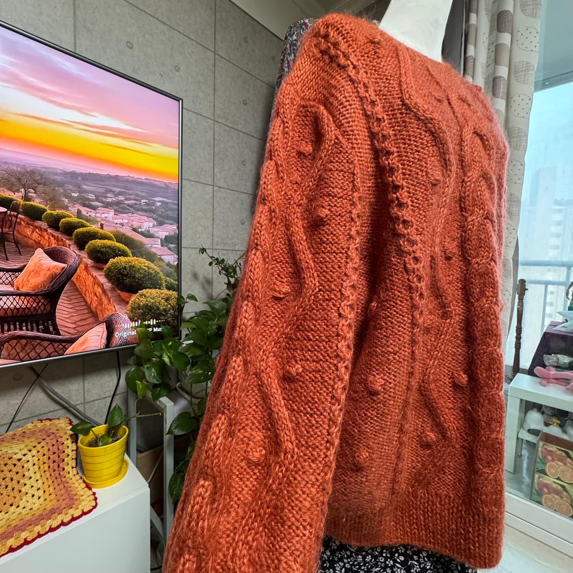 오렌지브라운 케이블 버블패턴 롱니트 스웨터 상품이미지4
