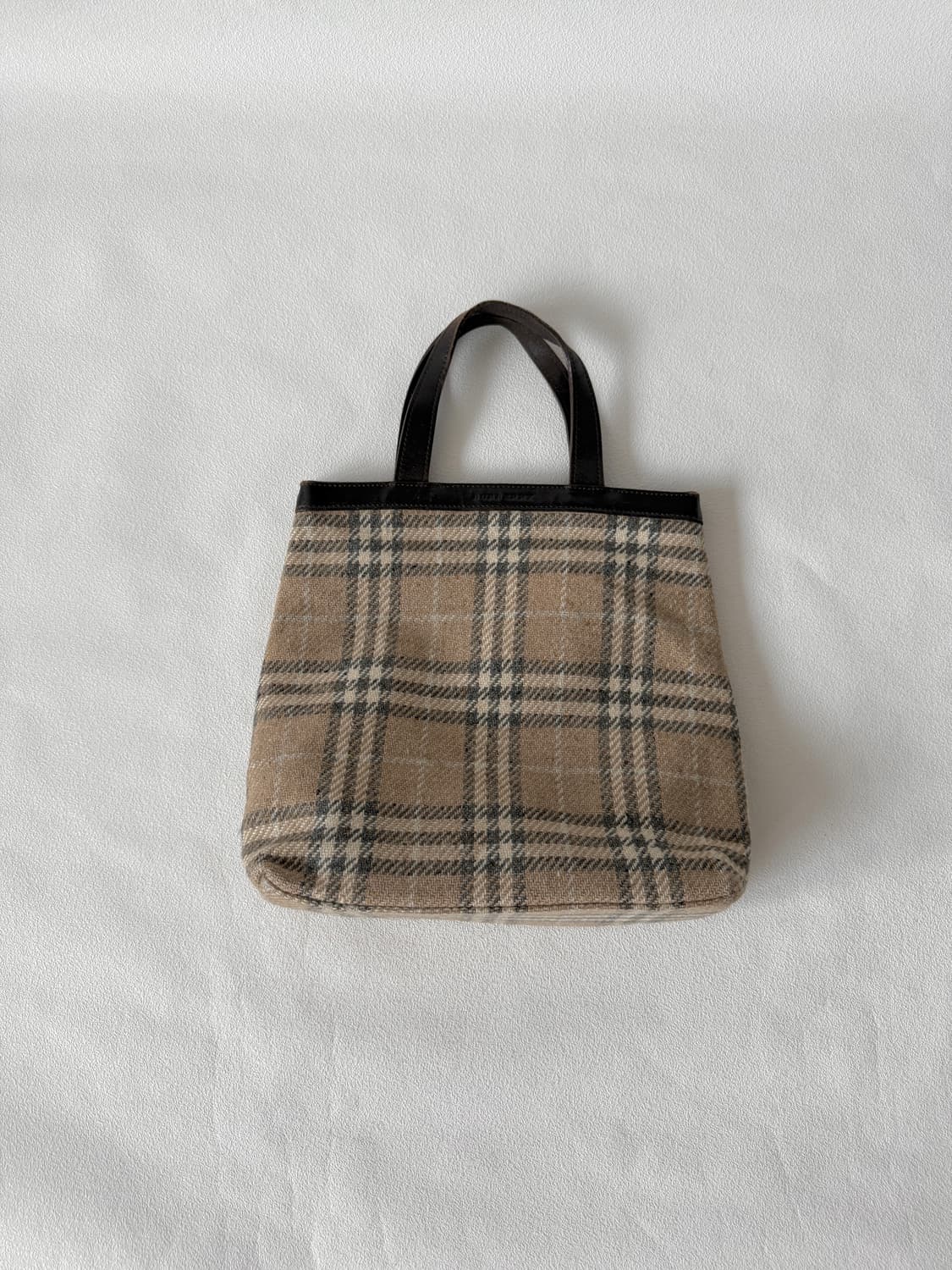 버버리(BURBERRY) 울 체크 토트백 상품이미지1