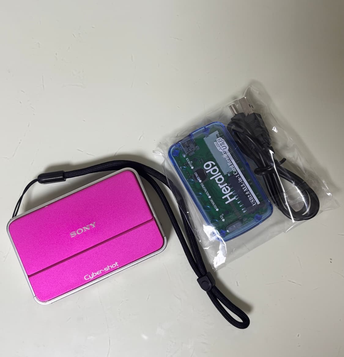 작례O) Sony CyberShot DSC-T2 상품이미지1