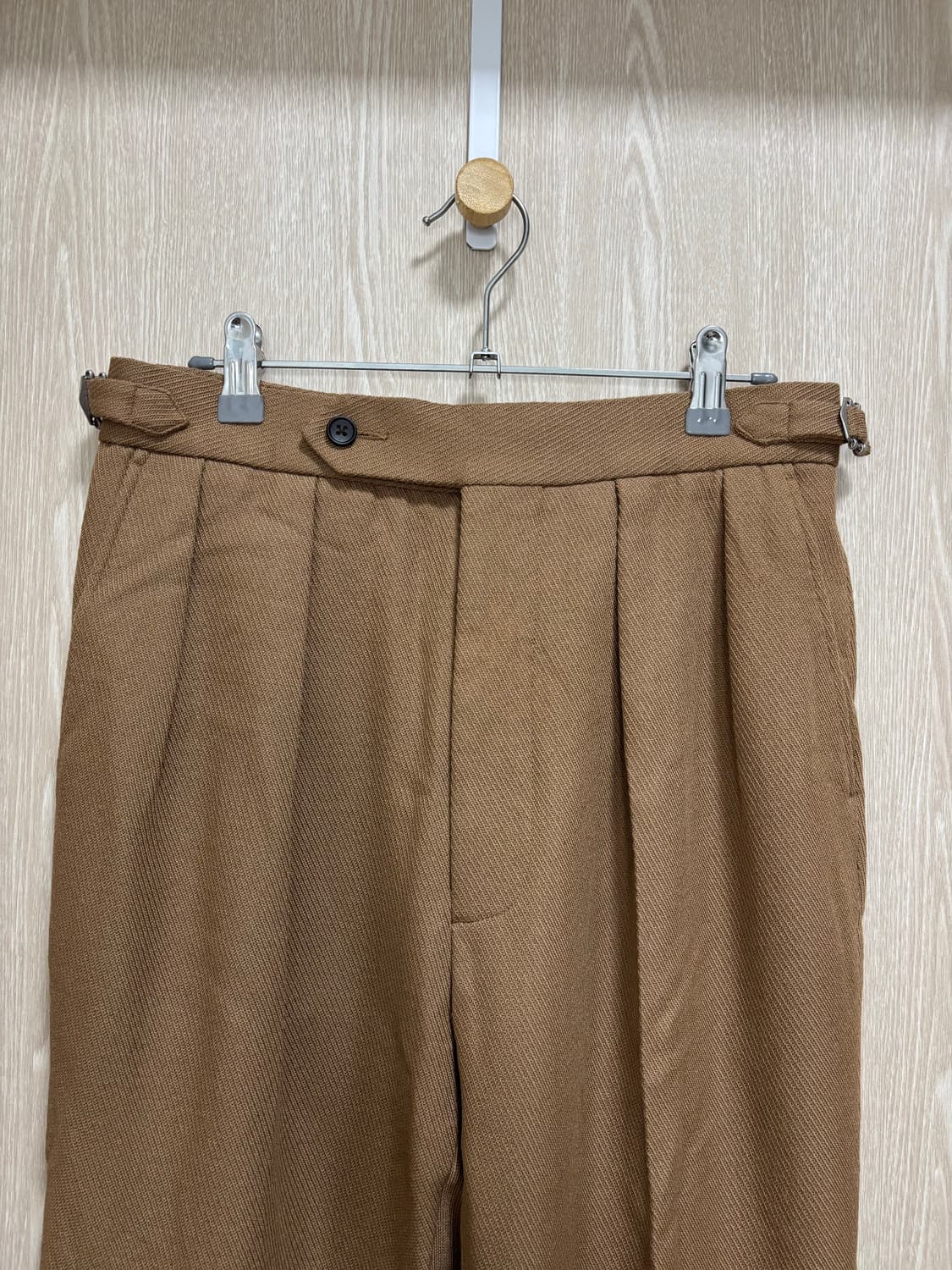 23FW)수트서플라이 Mira 투턱 사이드벨트 울 팬츠46(30)/브라운 상품이미지2